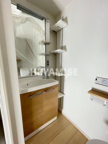 洗面設備　※同間取りの別の階のお部屋の画像です※