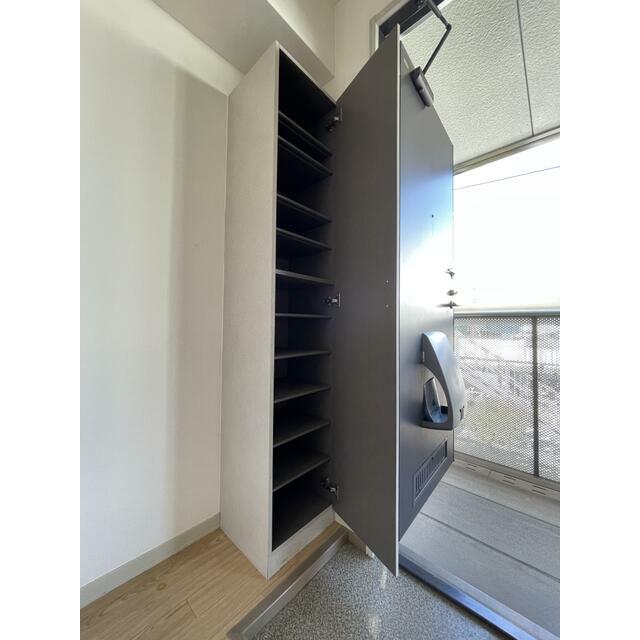 玄関　現況優先　玄関収納・同タイプ別室