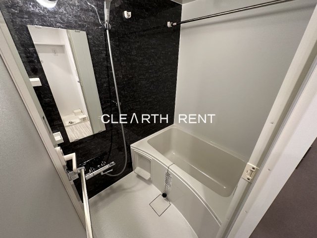 バス・シャワールーム　浴室乾燥機付きバスルーム/追焚機能付き