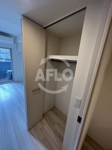 収納　アドバンス大阪バレンシア　クローゼット