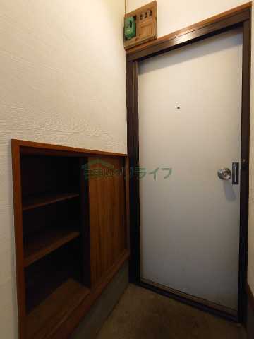 玄関　テテ雑司ヶ谷