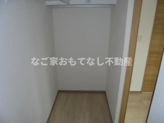 収納　※写真は別号室