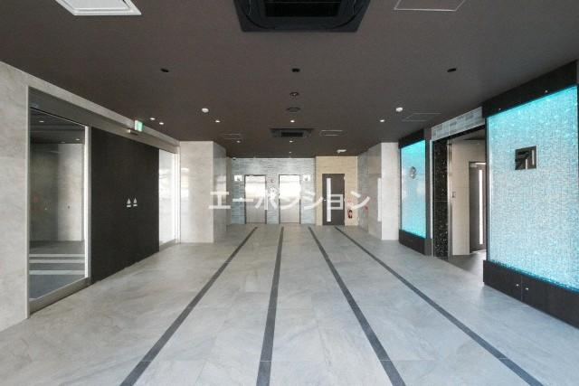 ロビー　MELDIA CREST TAPP NAMBA-WEST