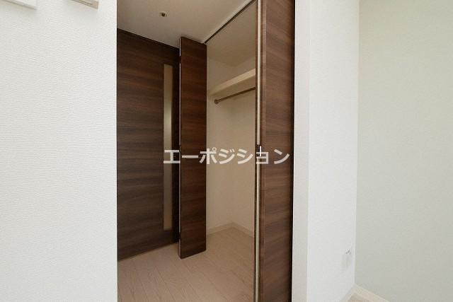 収納　MELDIA CREST TAPP NAMBA-WEST