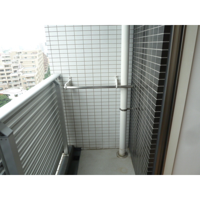 バルコニー　バルコニーがあります