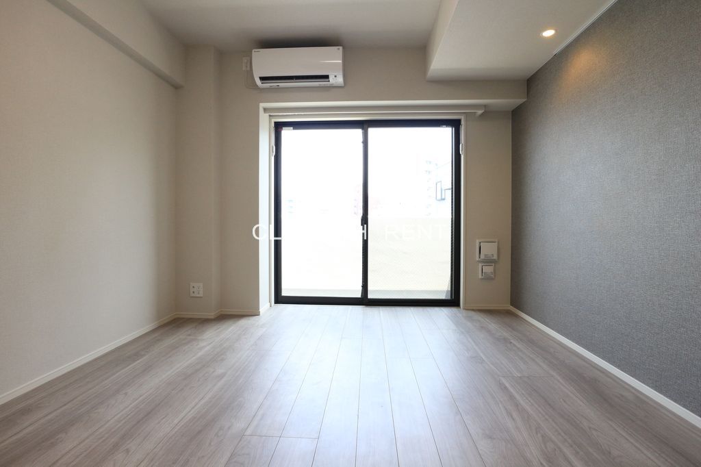 居室・リビング　同タイプ別住戸写真となります。現況と異なる場合がございます。