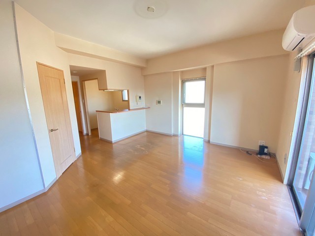 居室・リビング　別号室の写真です