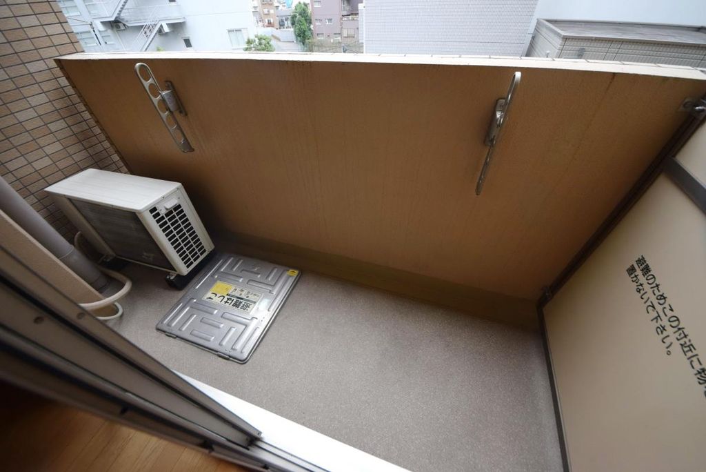 バルコニー　バルコニー