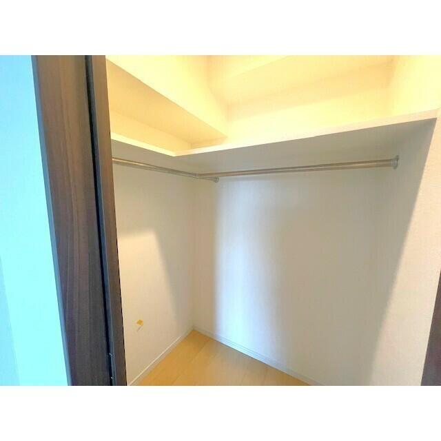 収納　ウォークインクローゼット
