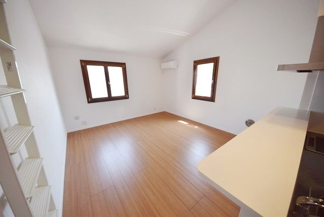 その他部屋・スペース　★2面採光の11帖リビングです。