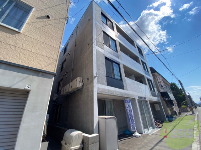 建物外観　札幌市中央区南２２条西「メニーズコート東屯田通」