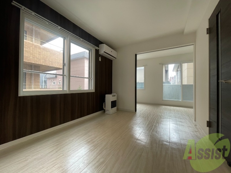 居室・リビング　広くてきれいなリビングです！快適に過ごせそうですね。