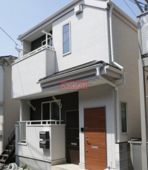 建物外観　エントランス