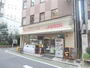 コンビニ　ナチュラルローソン祐天寺一丁目店（コンビニ）まで63m