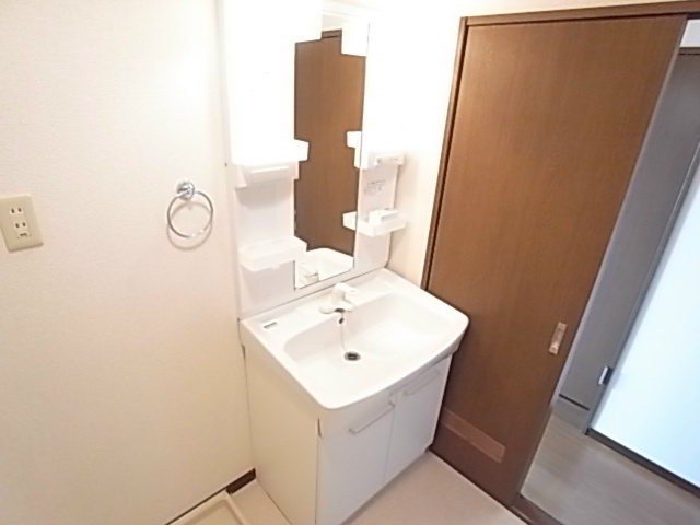 洗面設備　同仕様別部屋