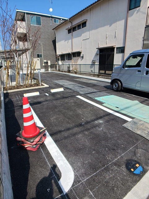 駐車場　駐車場