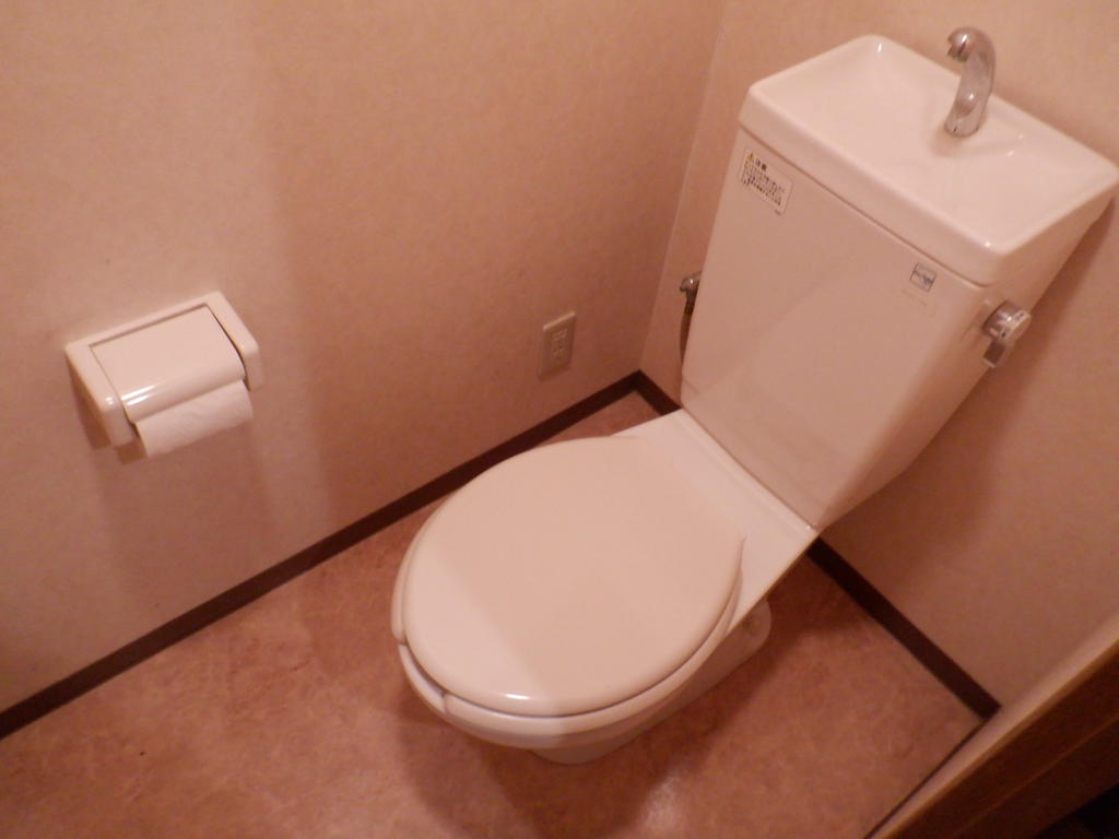 トイレ　※同建物別部屋