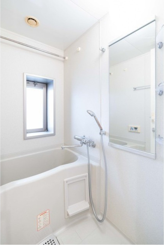 バス・シャワールーム　浴室乾燥機付き