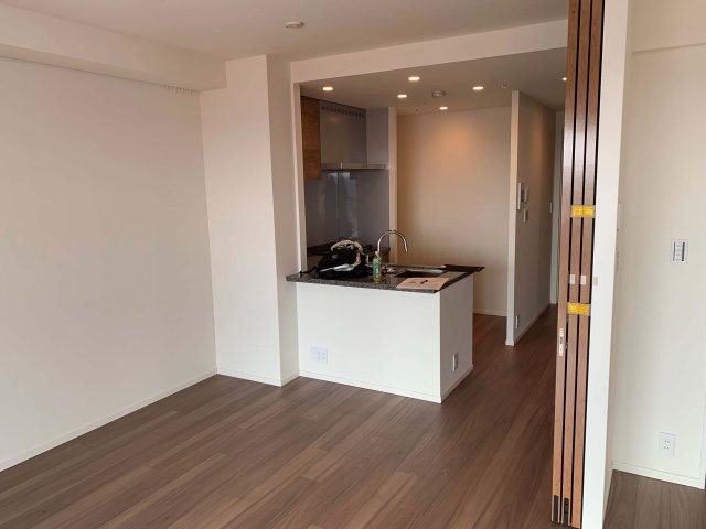 居室・リビング　床暖房付きリビング