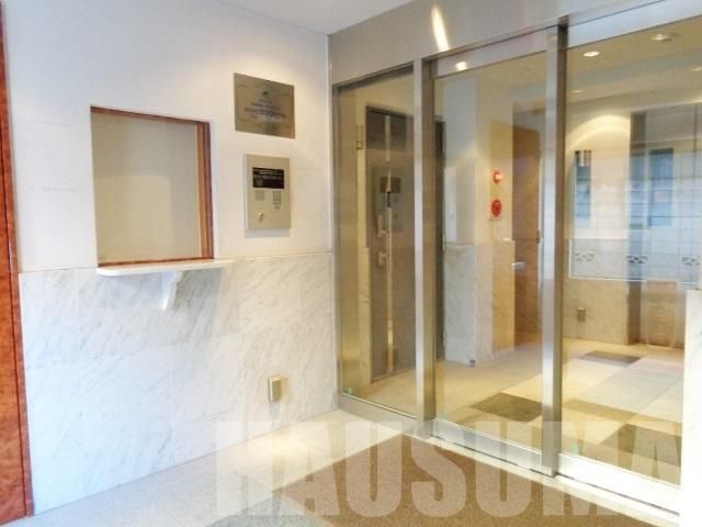 エントランス　エントランス