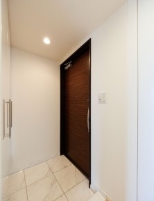 玄関　☆広々とした玄関☆