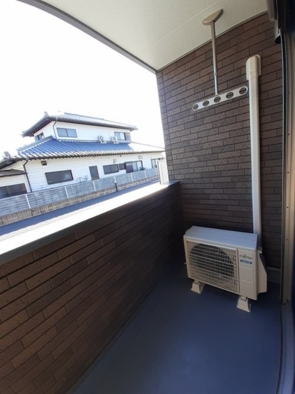 バルコニー　図面と現状に相違がある場合には現状を優先