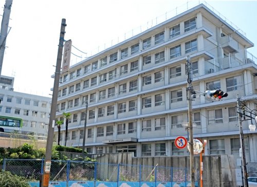 病院　埼玉医科大学病院 外来診察室救急部（病院）まで1204m