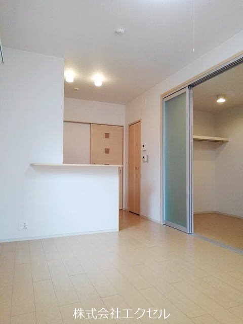 居室・リビング　日当り良好なお部屋です。