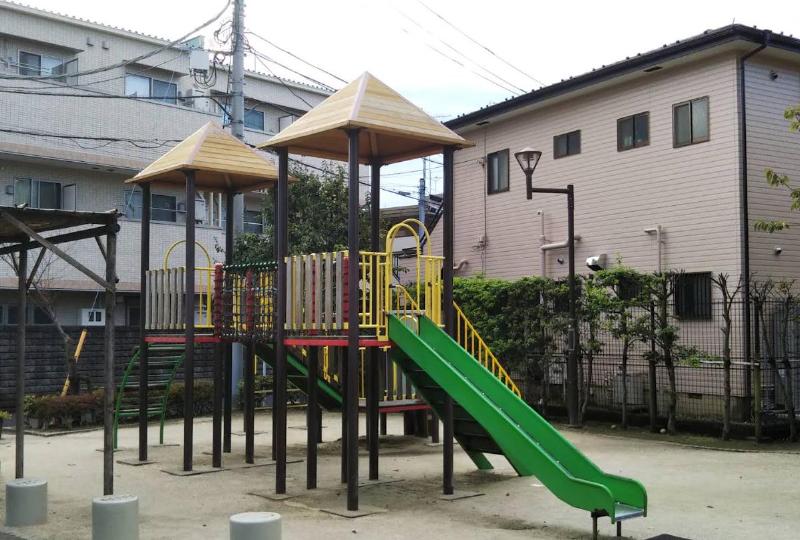 公園　かるがもひろば（公園）まで250m