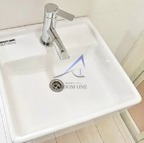 洗面設備　独立洗面台です。