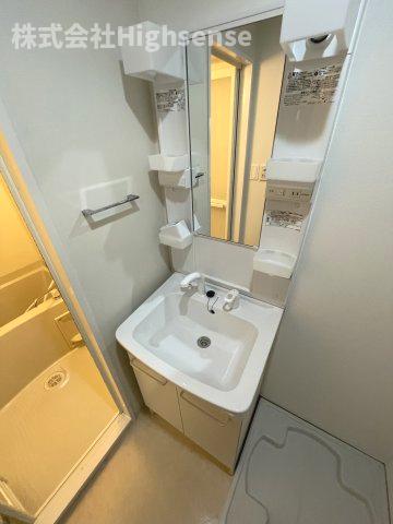 洗面設備　広い洗面スペース