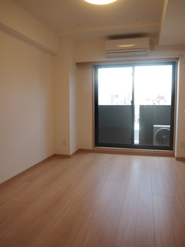 居室・リビング　※反転タイプ