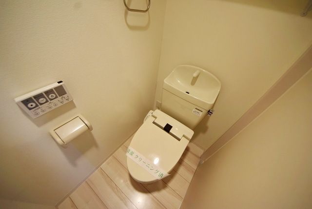 トイレ　別部屋参考写真