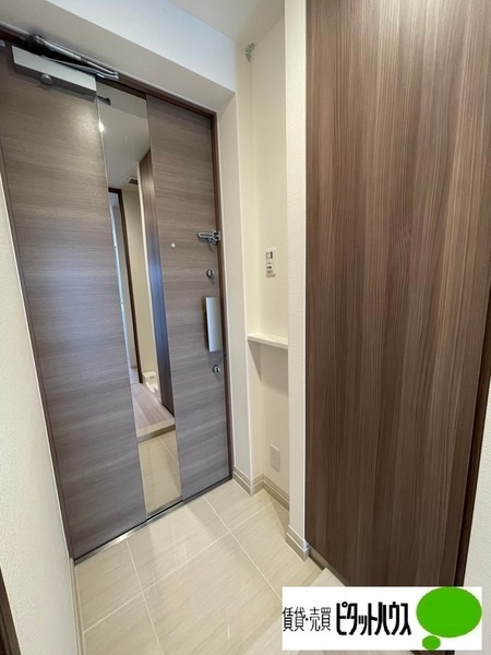 玄関　同一タイプ※備品は除く