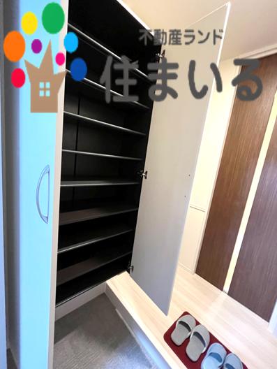 玄関　※同社施工の同型タイプとなります