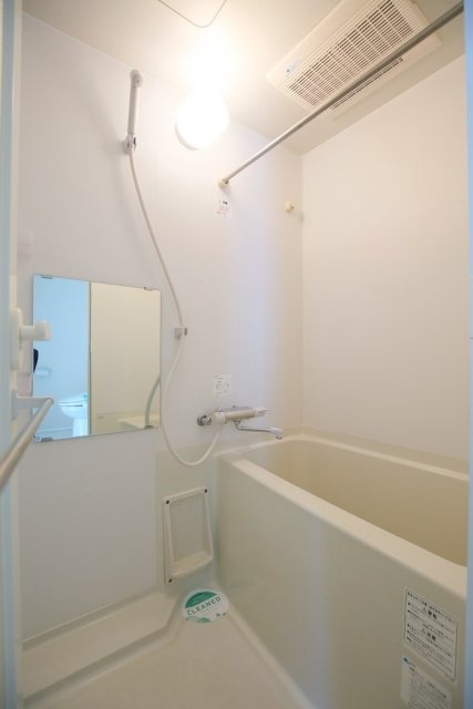 バス・シャワールーム　お風呂で日々の疲れを落としましょう