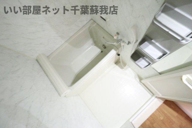 バス・シャワールーム　お風呂で日々の疲れを落としましょう