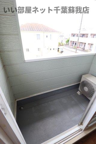 バルコニー　バルコニーからの眺めを楽しみながら食事をしませんか