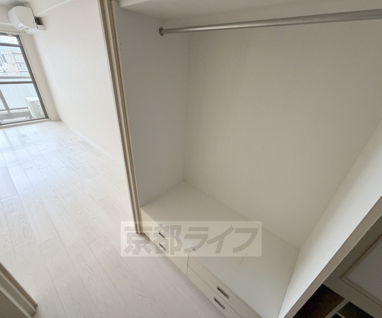 その他部屋・スペース　廊下が長いですよ！