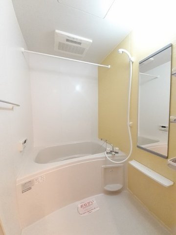 バス・シャワールーム　日々の疲れを癒すお風呂付です