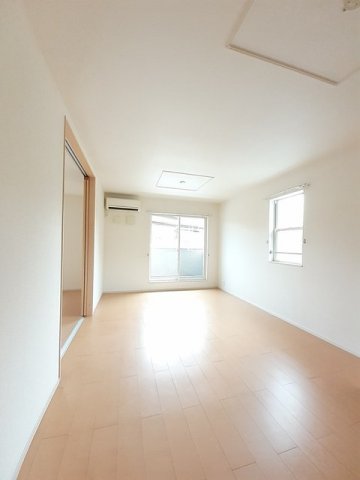 居室・リビング　ゆったり過ごせるリビングです