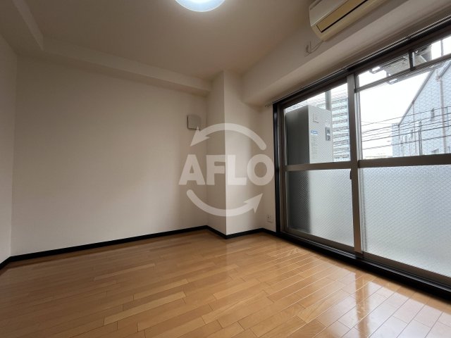 居室・リビング　U-ro新大阪　リビング