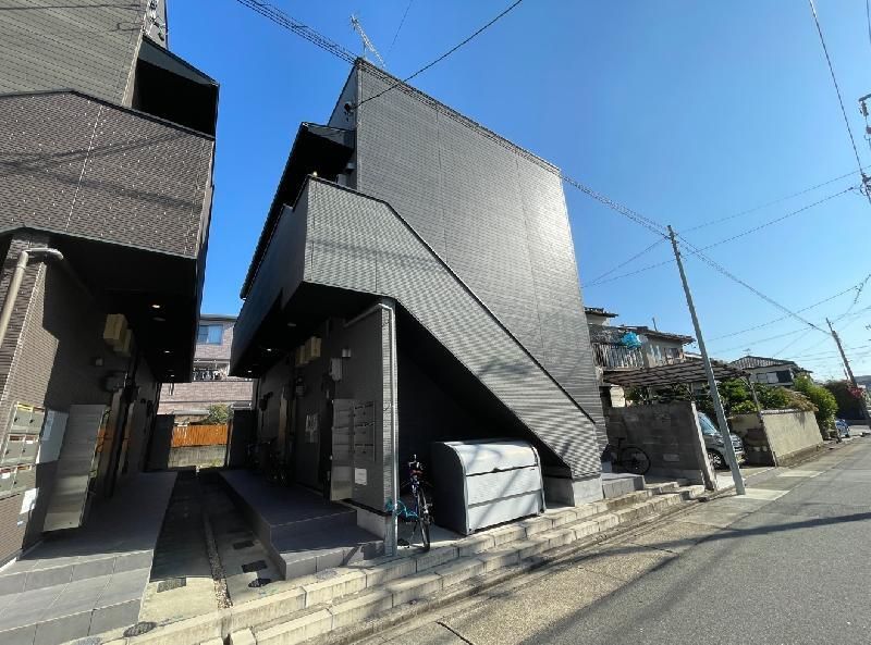 建物外観　外観は落ち着いています