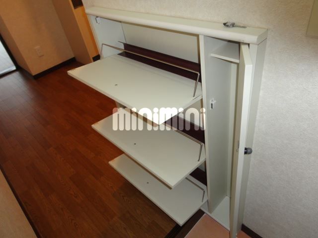 玄関　靴がたくさん入りますね