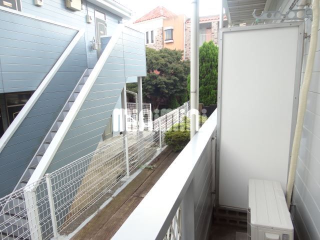 バルコニー　お洗濯物干せます