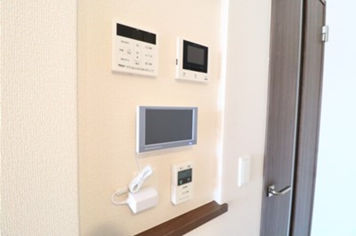 セキュリティ　モニターインターホンです