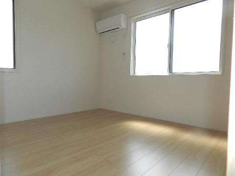 居室・リビング　洋室（5.3帖）