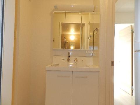 洗面設備　洗髪洗面化粧台