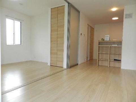 居室・リビング　リビング