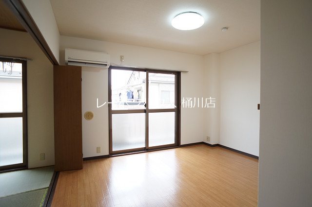 居室・リビング　別部屋参考写真